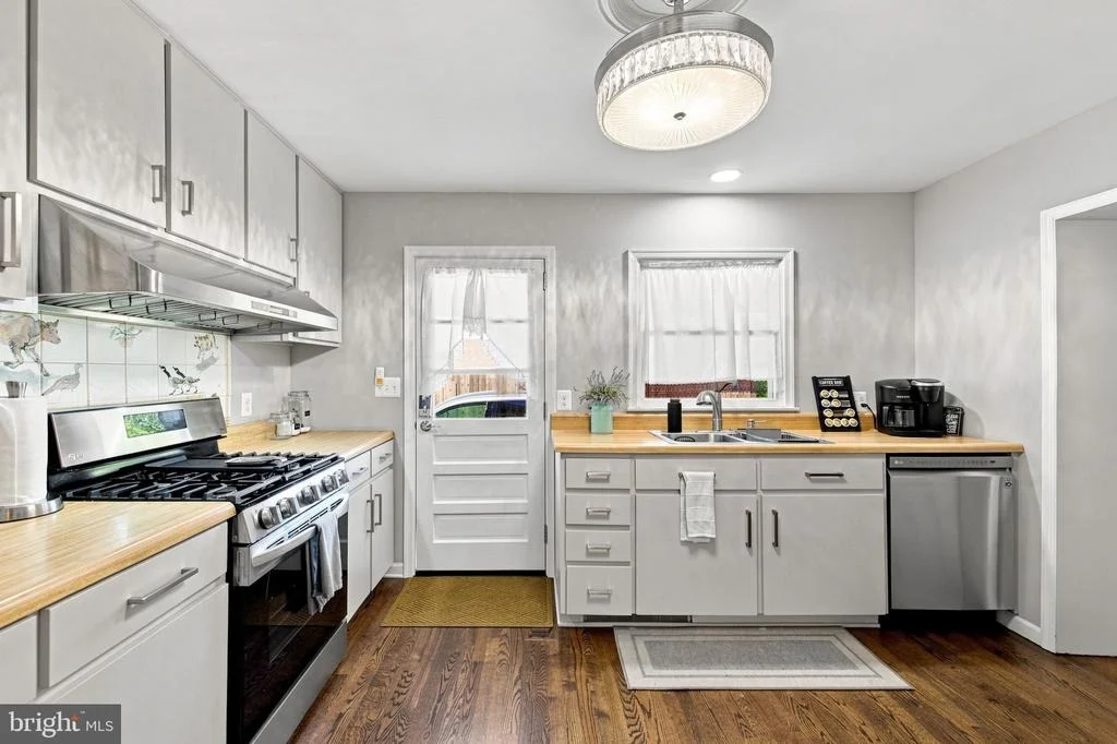 Photo of 21088 UNISON ROAD