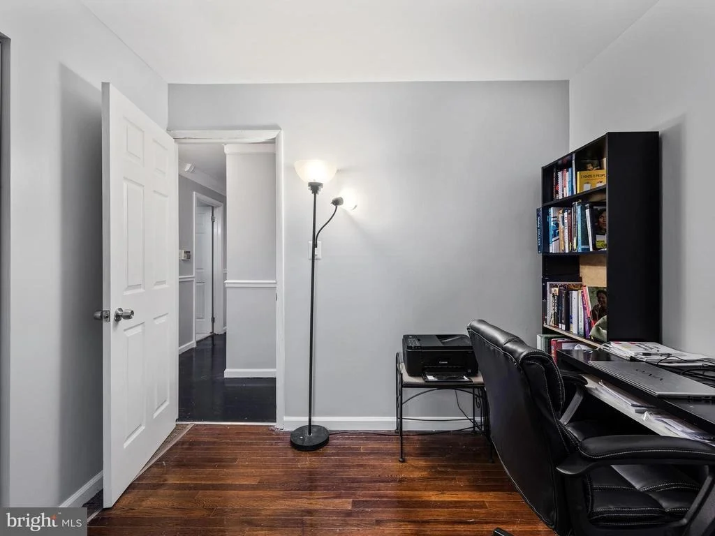 Photo of 8518 BRIARCROFT LANE