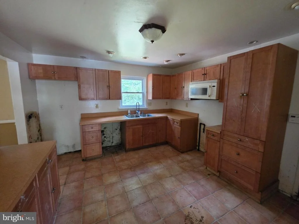 Photo of 12100 CHESTERTON DRIVE