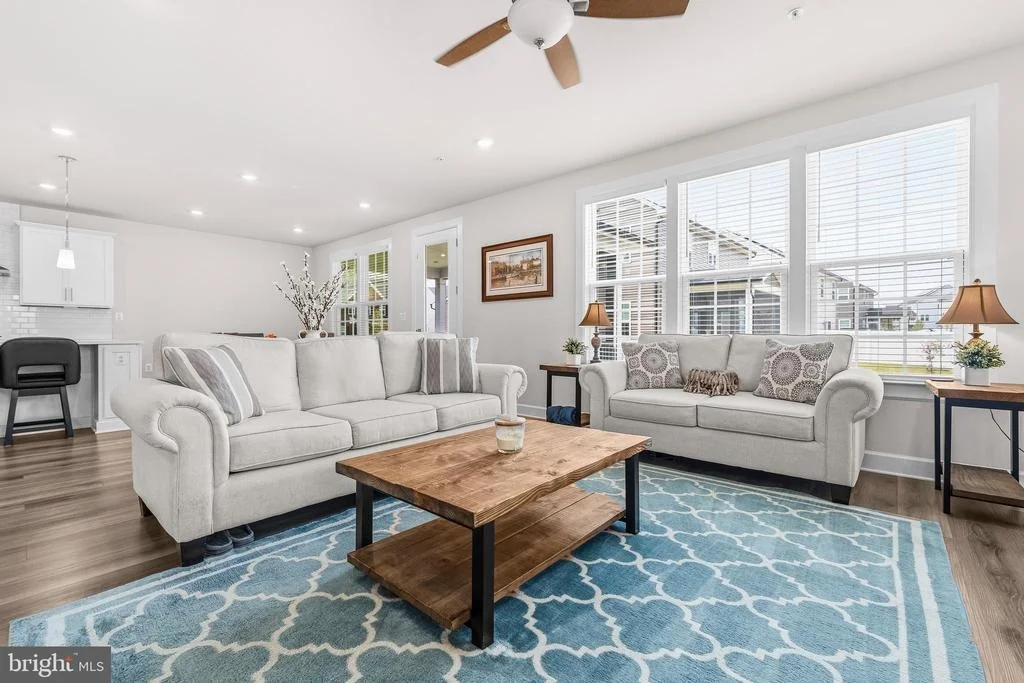 Photo of 15503 TWIN RIVER CIR