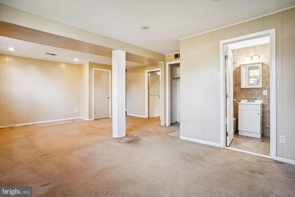 Photo of 5406 NUTTING DRIVE