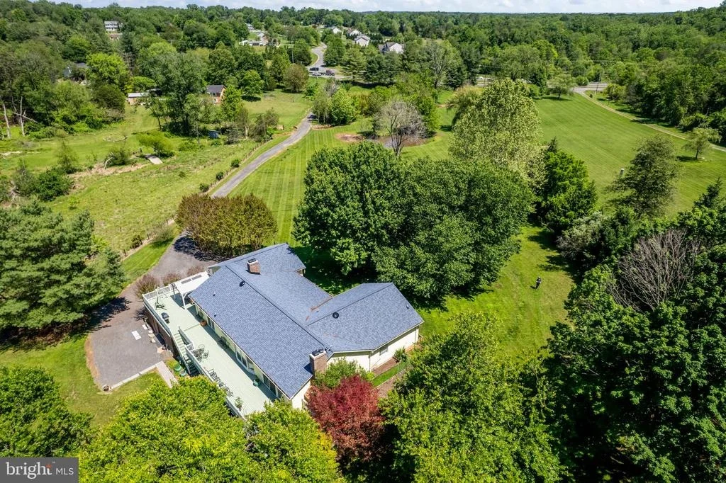 Photo of 9032 JAMES MADISON HIGHWAY