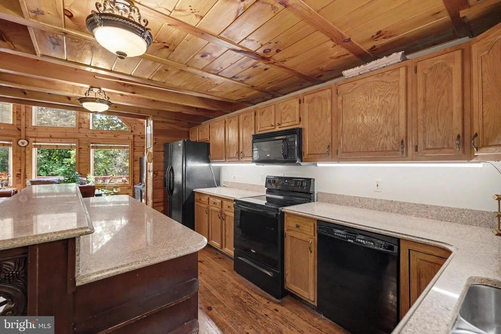 Photo of 186 HIGH KNOB ROAD