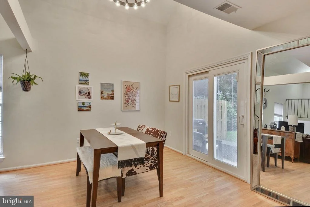 Photo of 7263 STEAMERBELL ROW