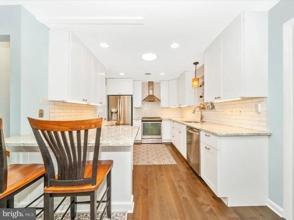 Photo of 903 MERCER PLACE