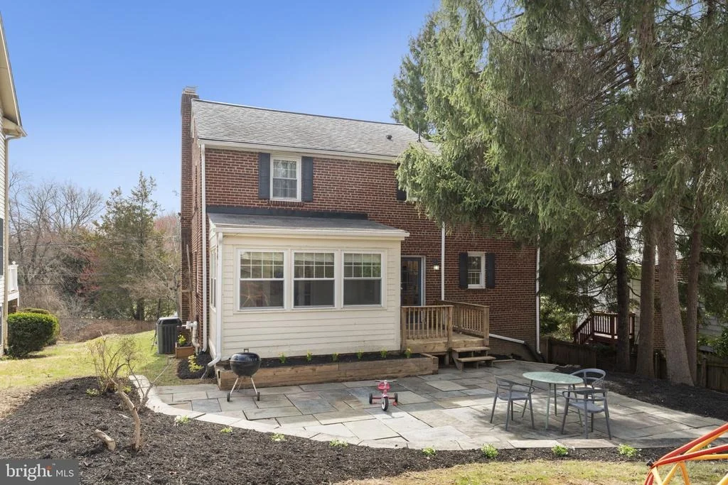 Photo of 617 LYCOMING STREET