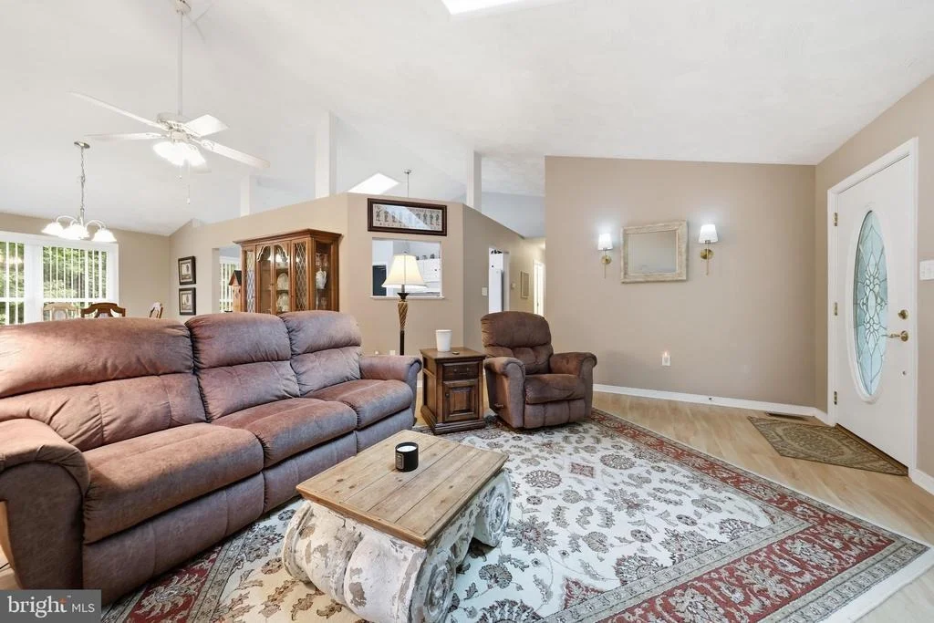 Photo of 18664 RIVERGATE ROAD