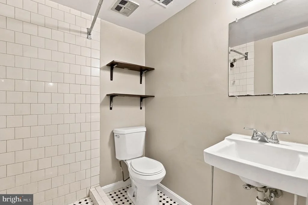 Photo of Unit 4A at 8459 IMPERIAL DRIVE