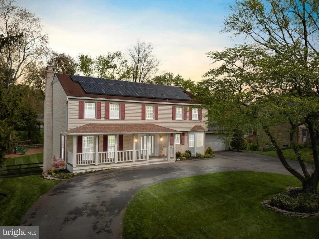 Photo of 3713 QUEEN MARY DRIVE