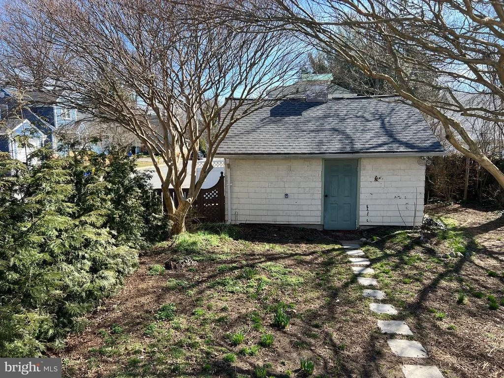 Photo of 106 LINDEN AVENUE
