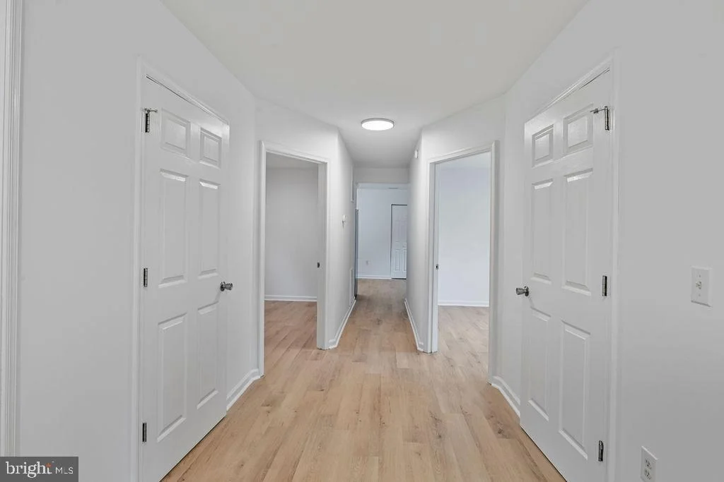 Photo of 905 HANOVER STREET