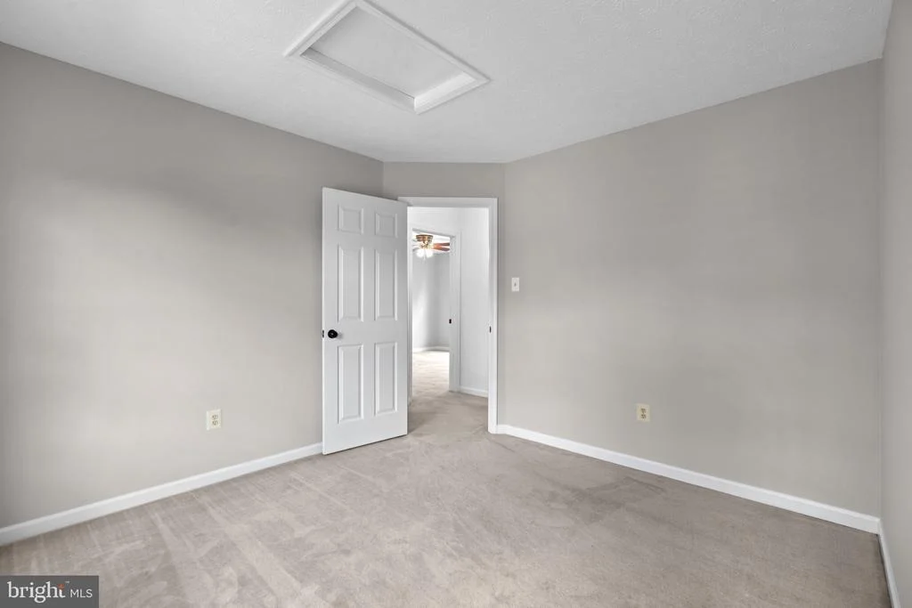 Photo of 9571 KINGS GRANT ROAD
