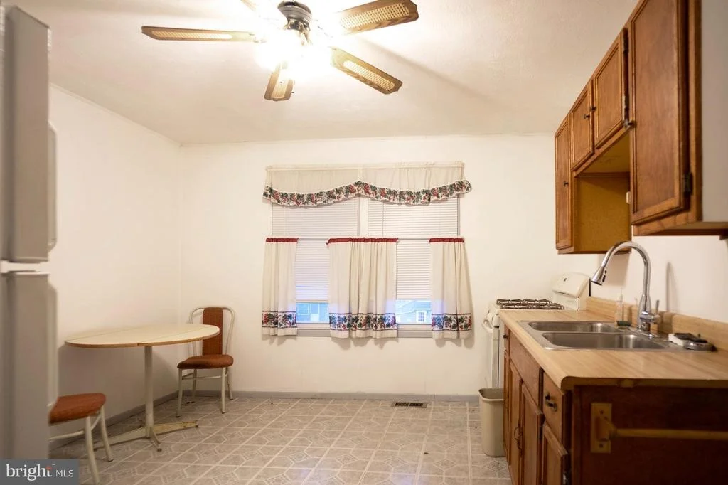 Photo of 1816 FAIRVIEW AVENUE