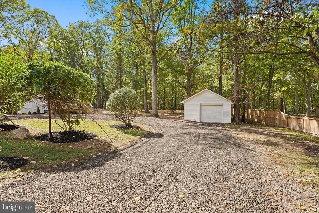 Photo of 9124 MEETZE ROAD