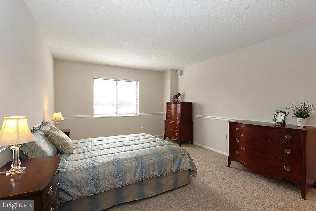 Photo of Unit 721 at 15115 INTERLACHEN DRIVE
