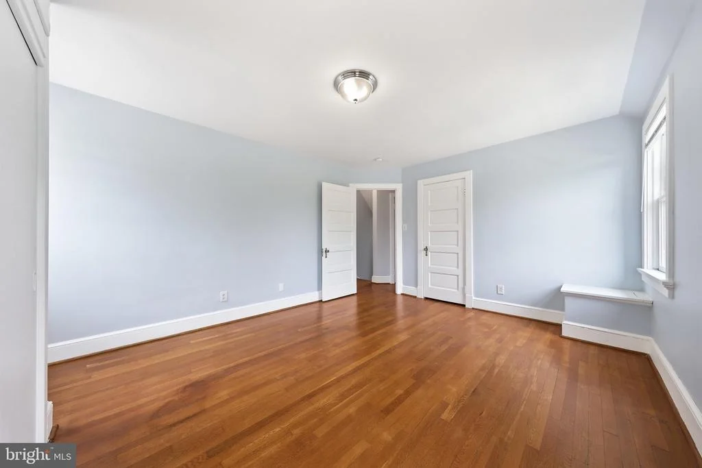 Photo of 408 CARROLL PARKWAY