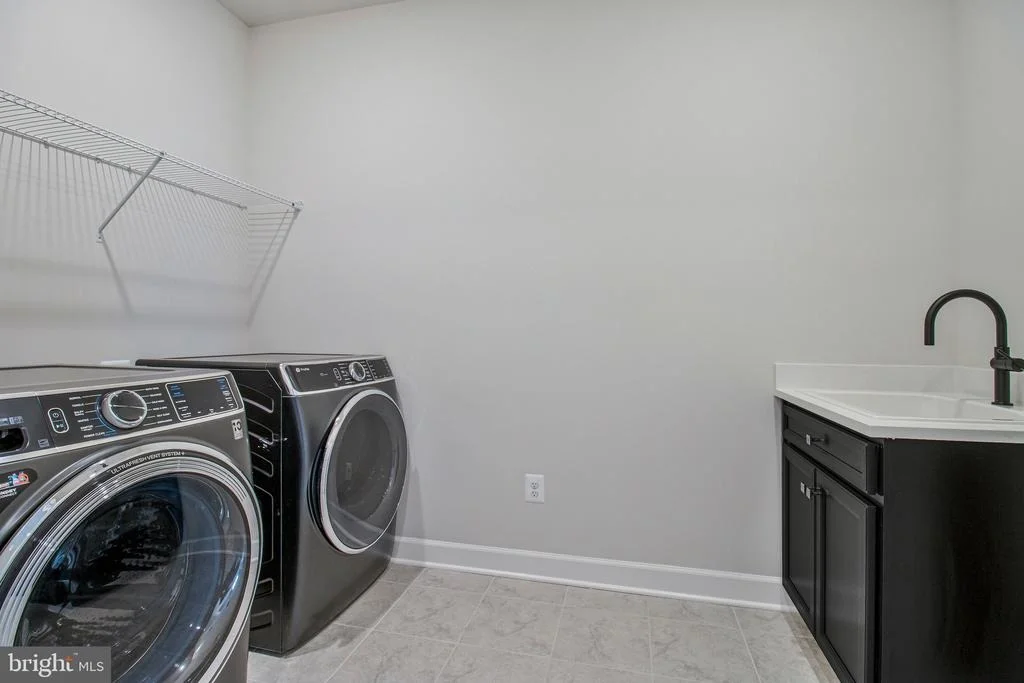 Photo of 1423 CRANESBILL LANE