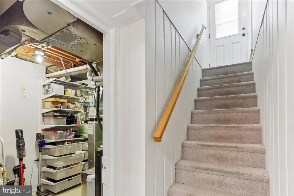 Photo of 1504 CREST ROAD