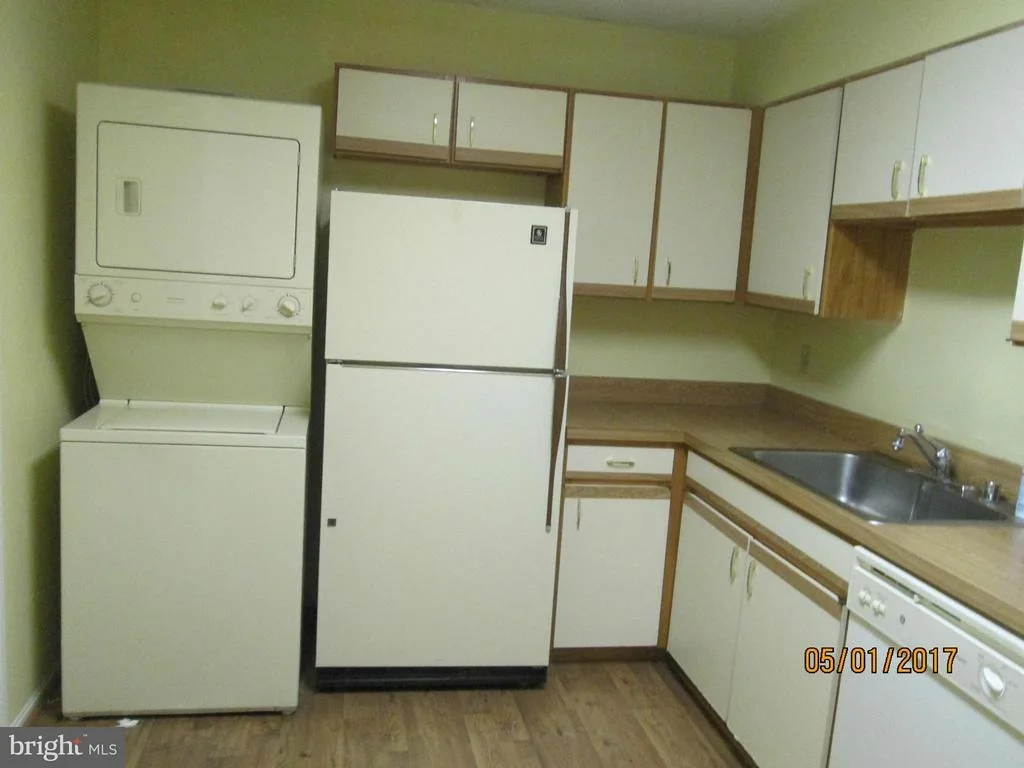 Photo of Unit 1405 at 15101 INTERLACHEN DRIVE