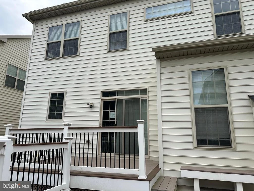 Photo of 8156 RIDGELY LOOP