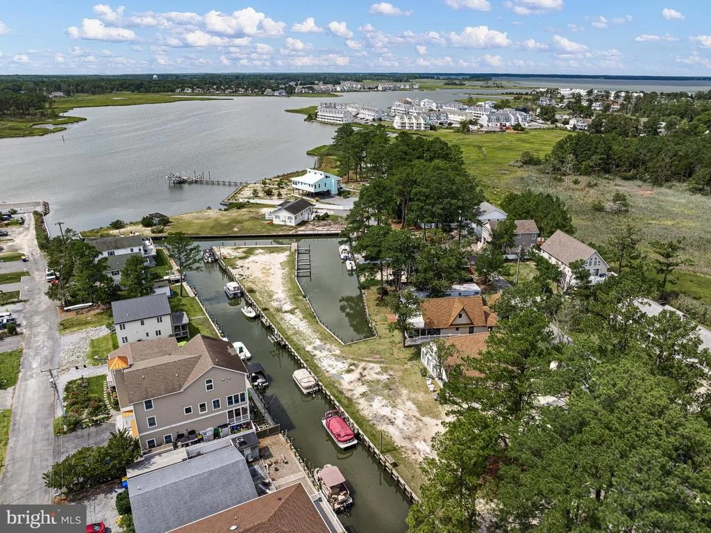 Photo of 30854 HIDDEN LANE