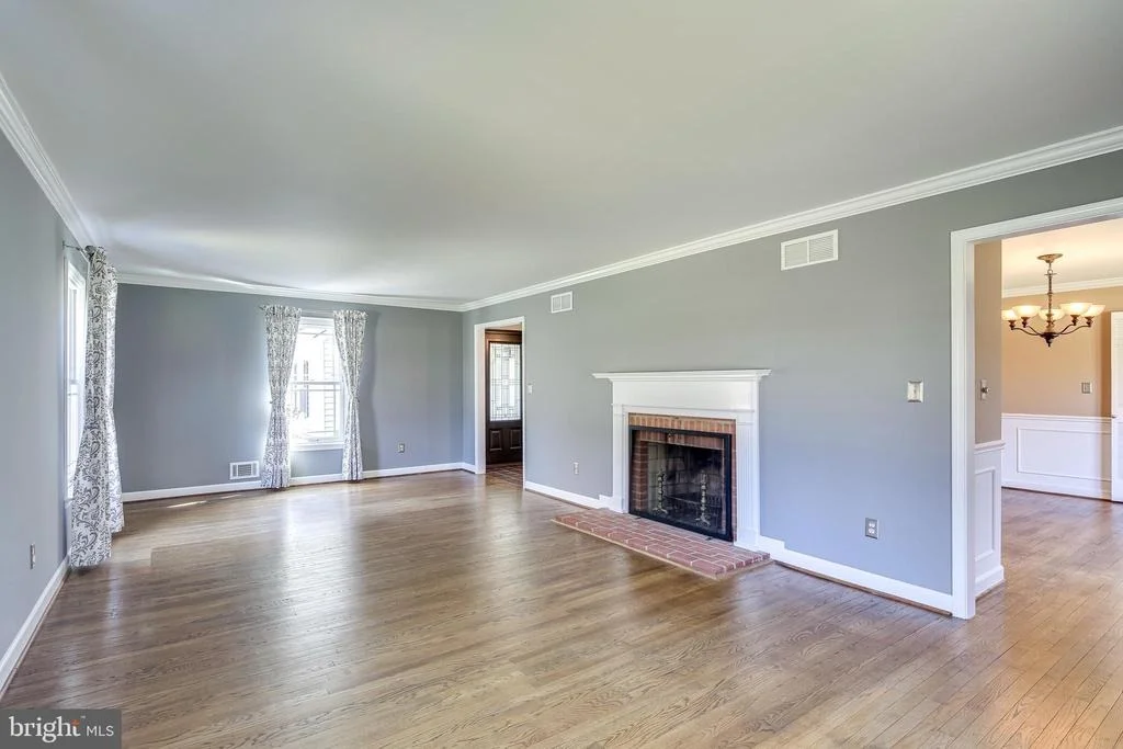 Photo of 1699 JUSTIN DRIVE