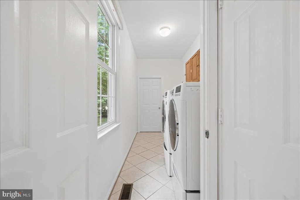 Photo of 18710 SEVERN ROAD
