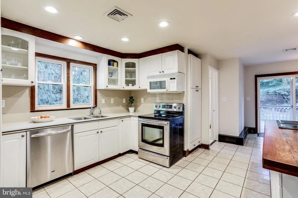 Photo of 13803 PRINCESS ANNE WAY