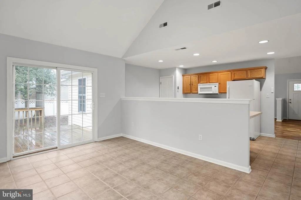 Photo of 18284 SHINGLE POINT ROAD