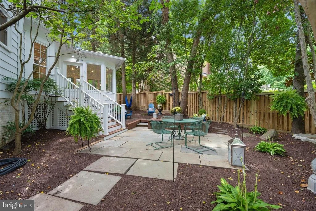 Photo of 8900 ELLSWORTH COURT