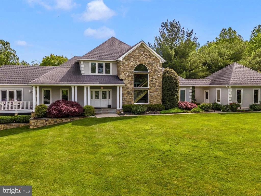 Photo of 17400 RYEFIELD COURT