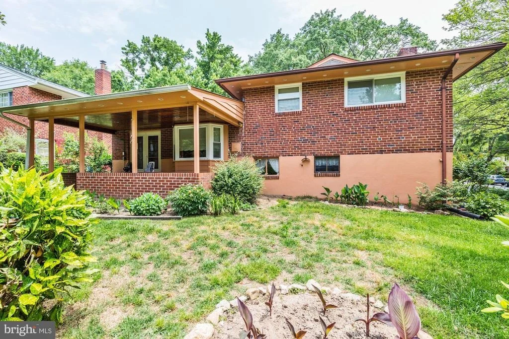Photo of 10200 CONOVER DRIVE