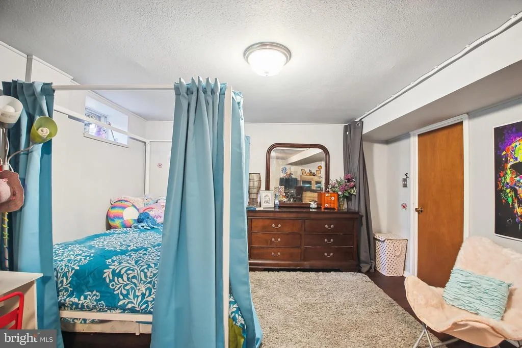 Photo of 6106 DEERBROOK ROAD