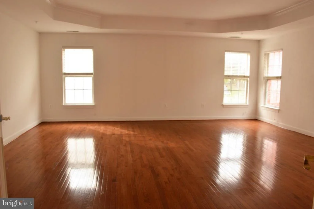 Photo of 2432 NICOL CIRCLE