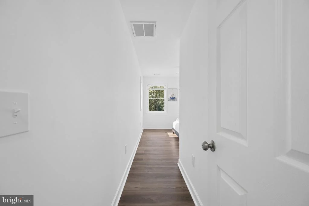Photo of 456 DEALE ROAD