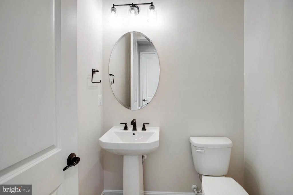 Photo of 35606 PINE NEEDLE LANE