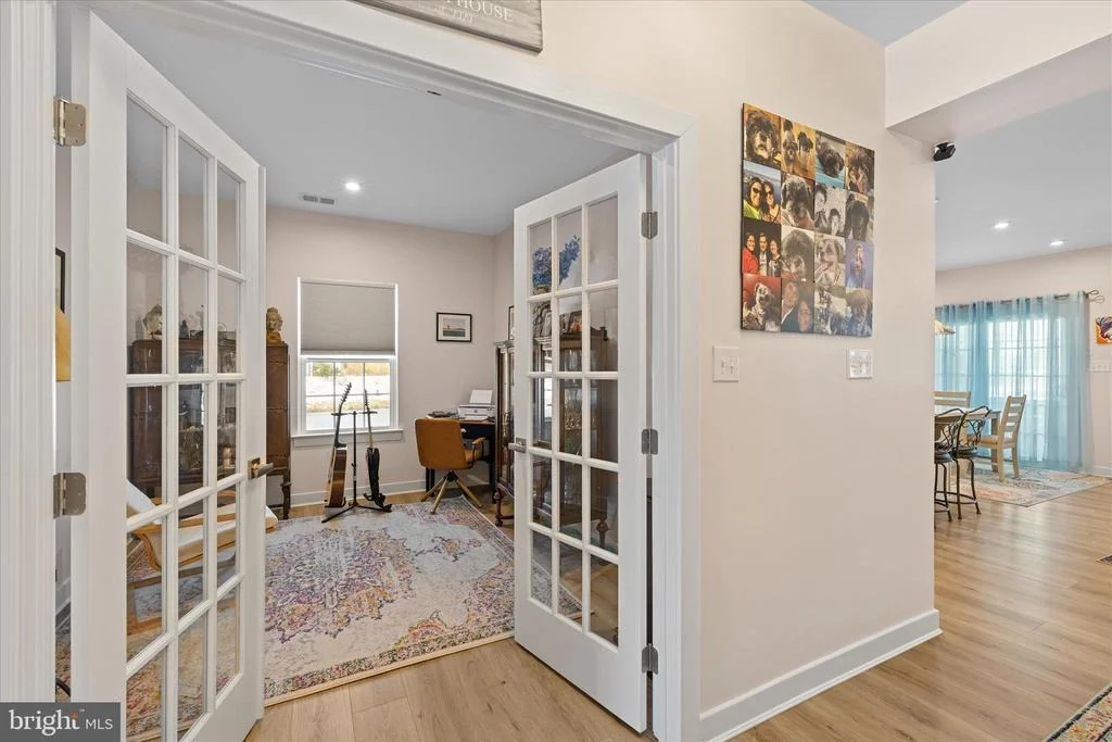 Photo of 37333 KESTREL WAY