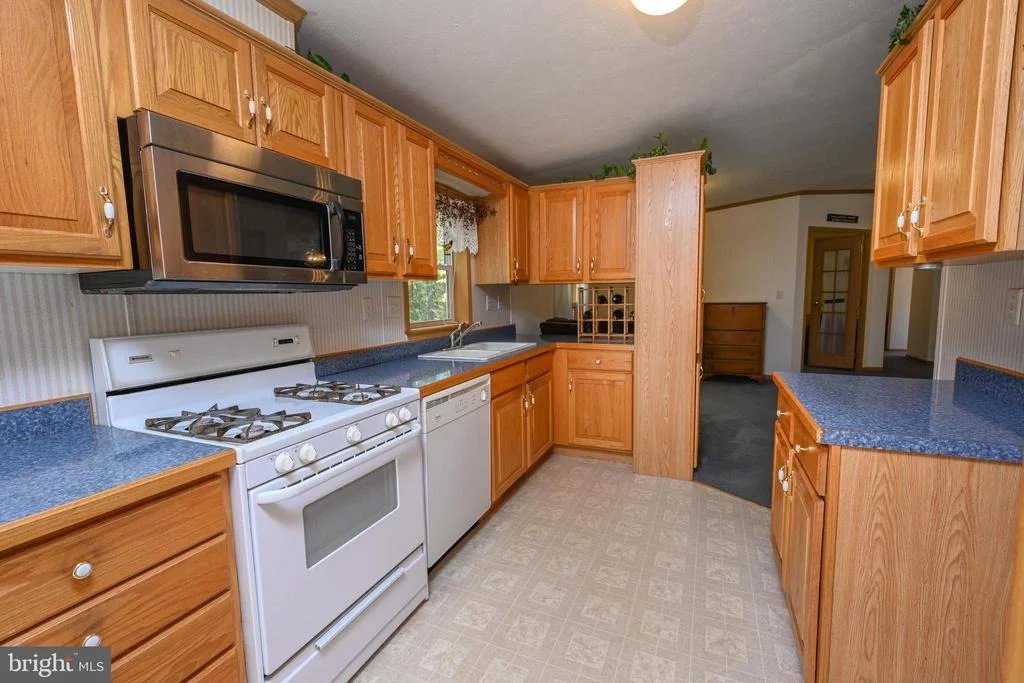 Photo of 332 HIGH POINT DRIVE