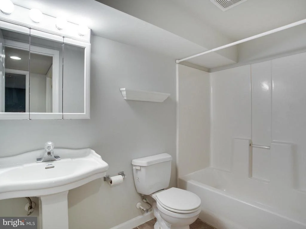 Photo of 754 OX BOW LANE