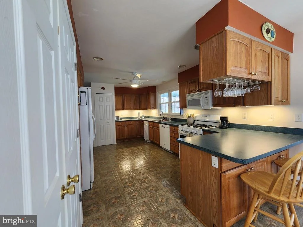 Photo of 215 GARNETT ROAD