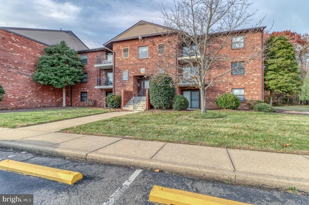 Photo of 4 CHASE HALL