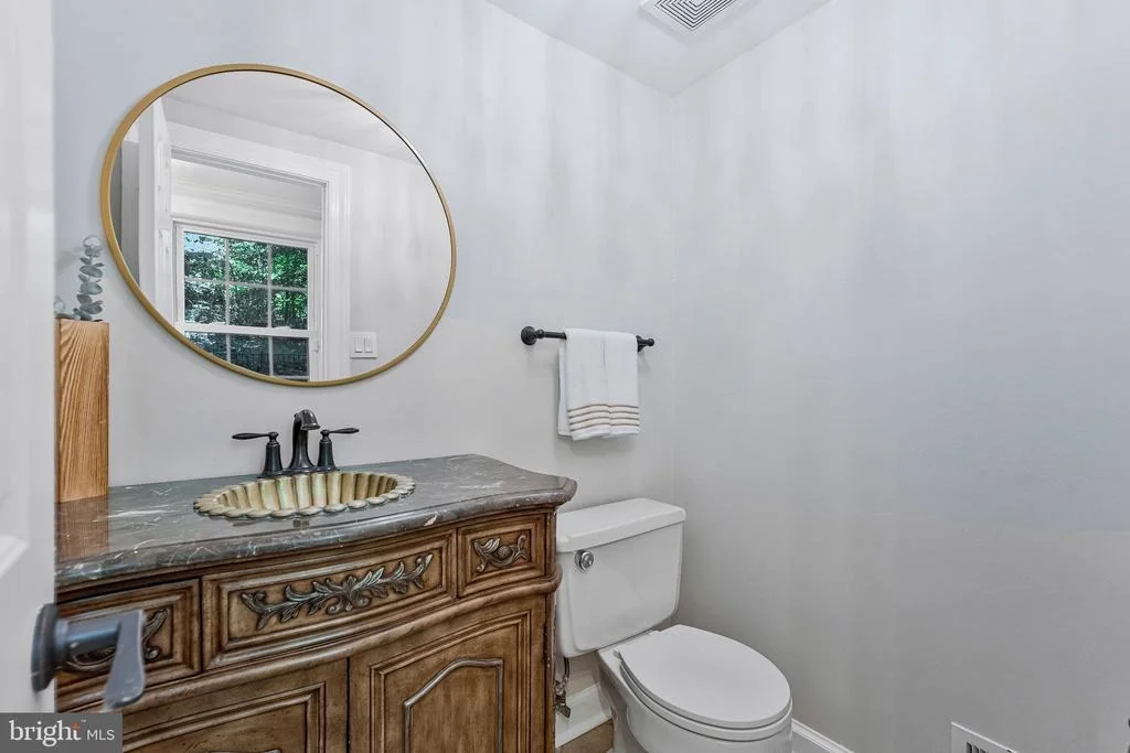 Photo of 7845 OLD DOMINION DRIVE