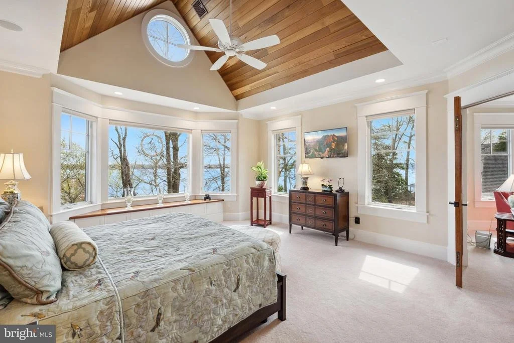 Photo of 11715 RIVER DRIVE