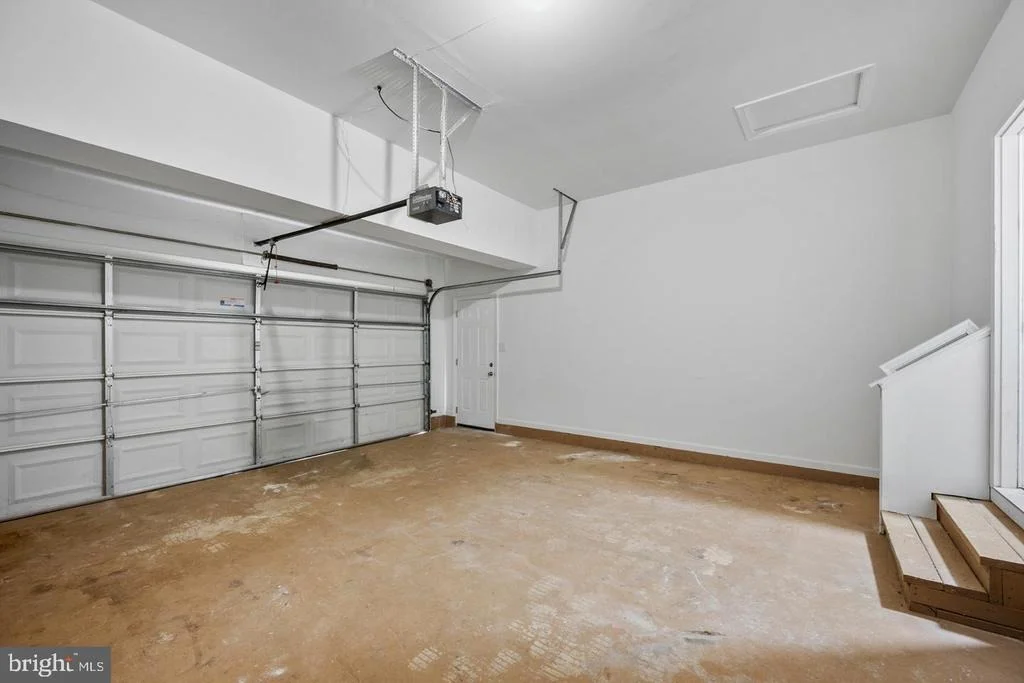 Photo of 927 FAIRWOOD DRIVE