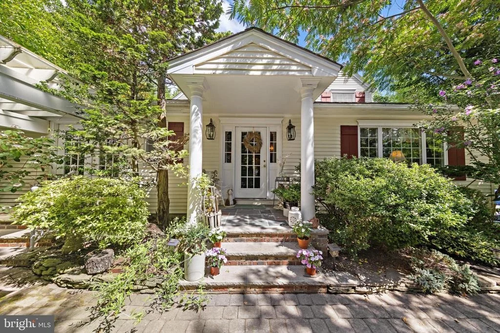 Photo of 410 ABSECON TERRACE