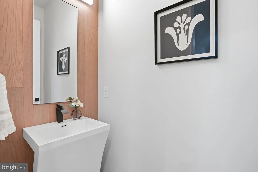 Photo of 8313 SYRACUSE CIRCLE