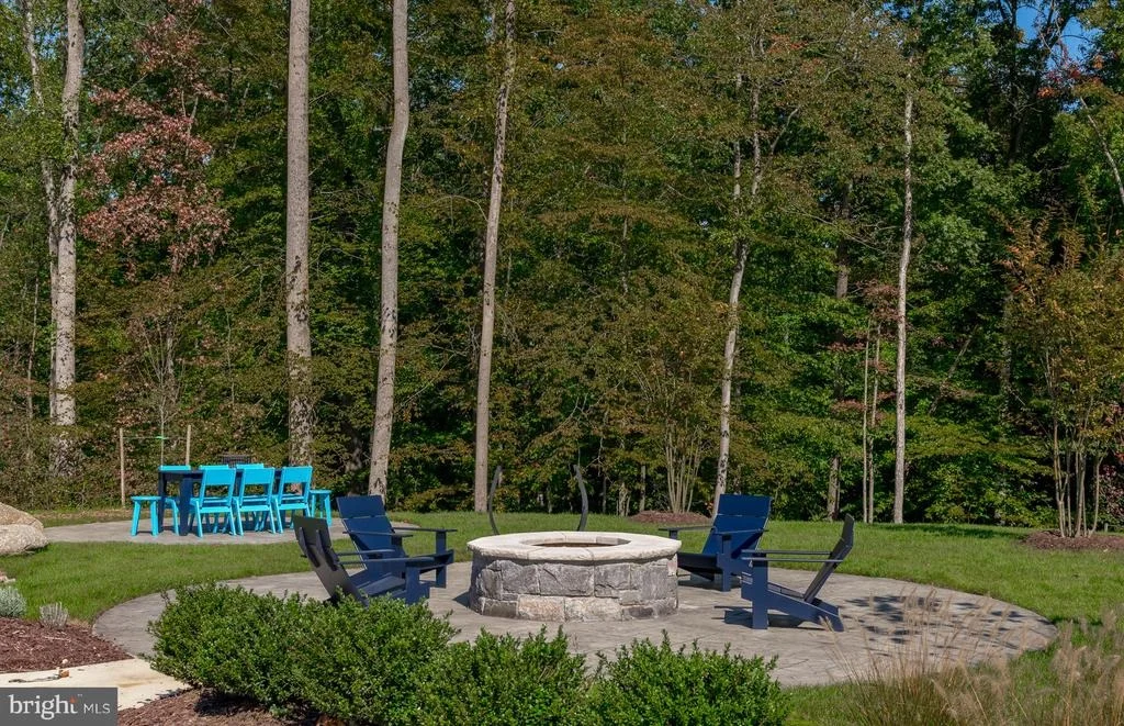 Photo of 712 SHELLBARK LANE