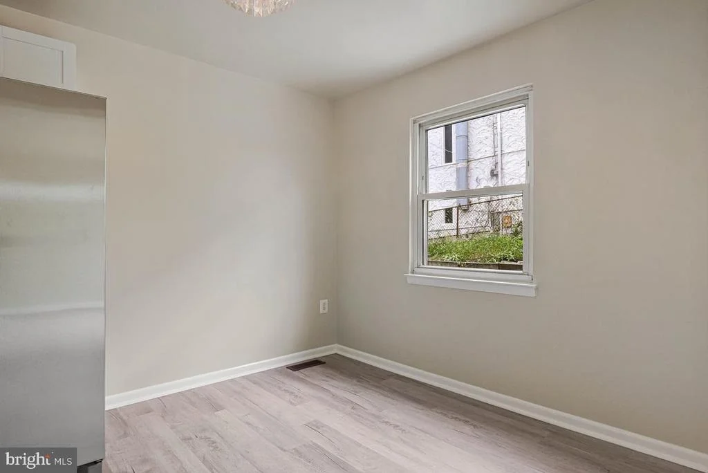Photo of 1229 DELAFIELD PLACE NE