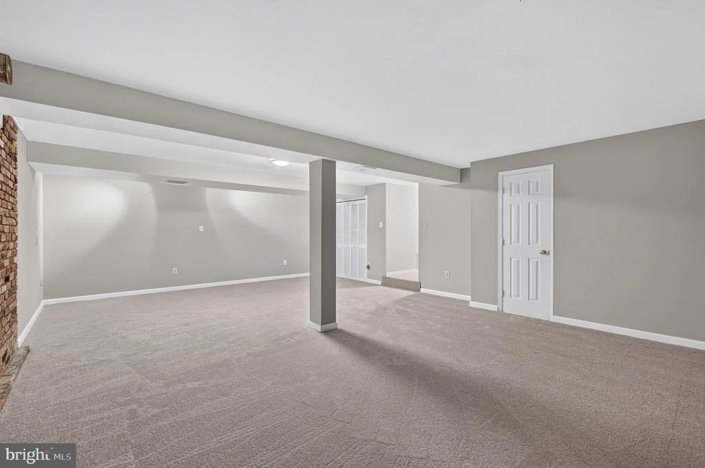 Photo of 7111 CARNATION COURT