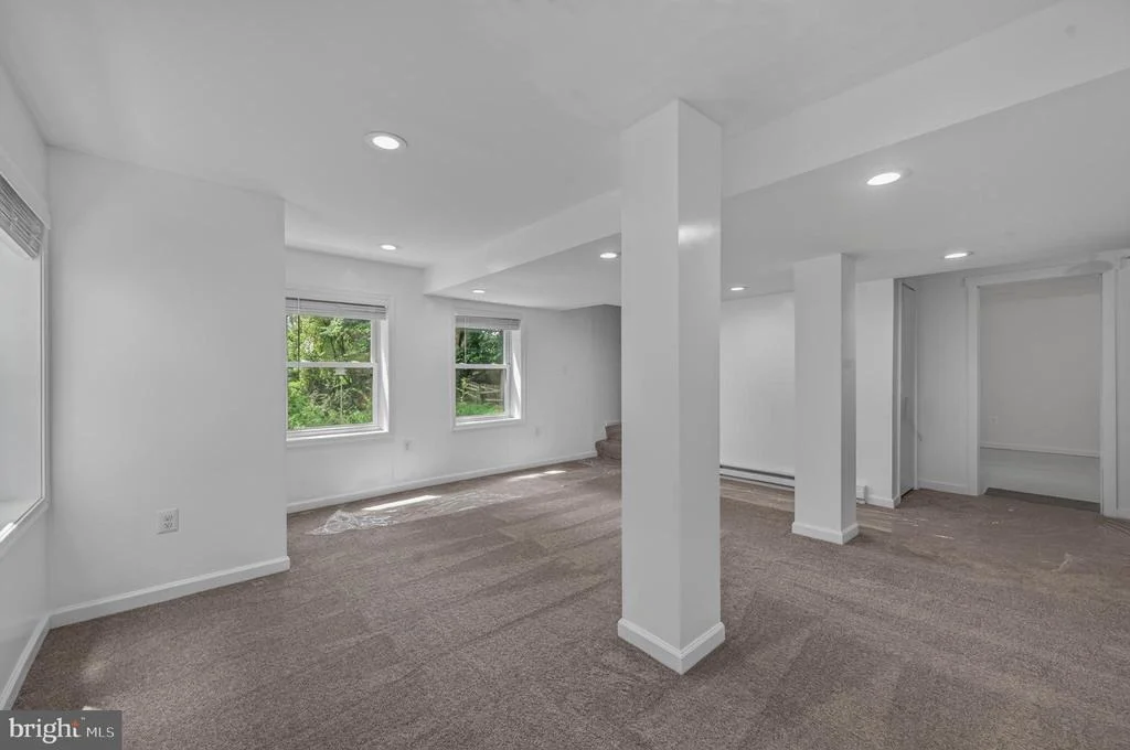 Photo of 28 E E STREET